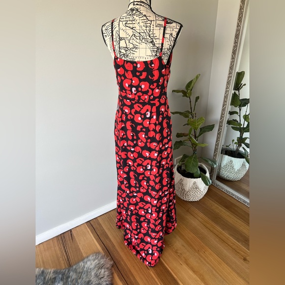 Guess size M dress Valentine’s Day red and black animal print - Picture 4 of 6